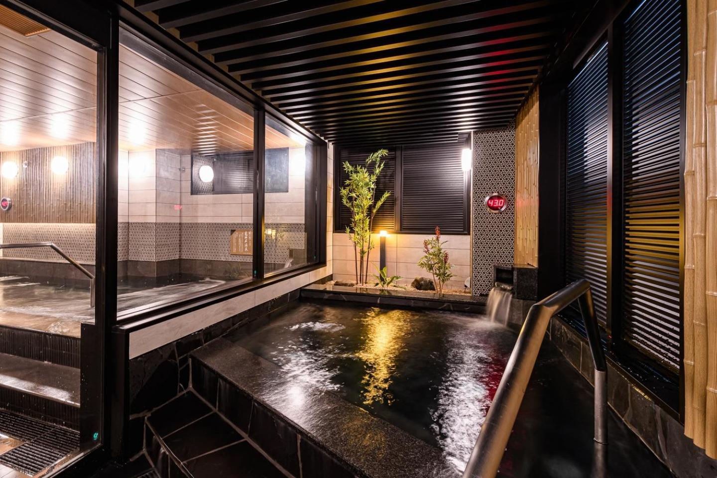 Hotel Apa 3*